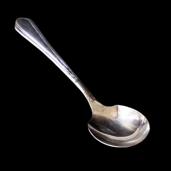Tudor Plate Oneida Community Sugar Spoon 1932 June Nursery Pattern Silverplate - Picture 1 of 7